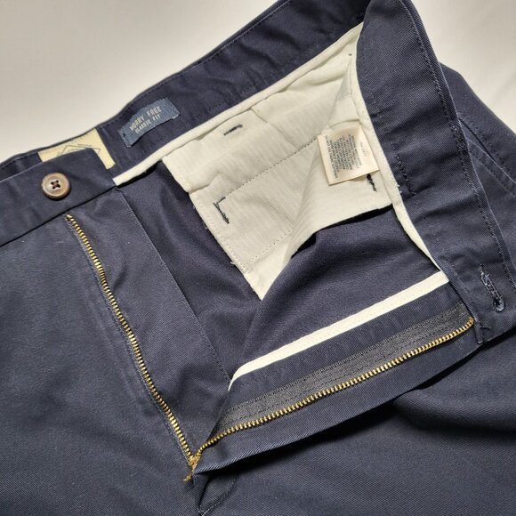 St Johns Bay Pants Worry Free 38 X 34 Classic Fit Chino Pleated Cotton Navy Blue - Picture 8 of 15